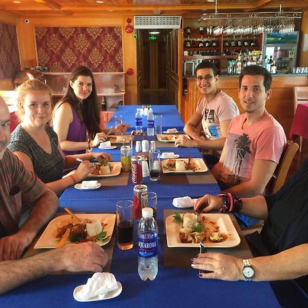 Hotel Venezia Boutique Cruises - Catba Island Chan Chau Esterno foto