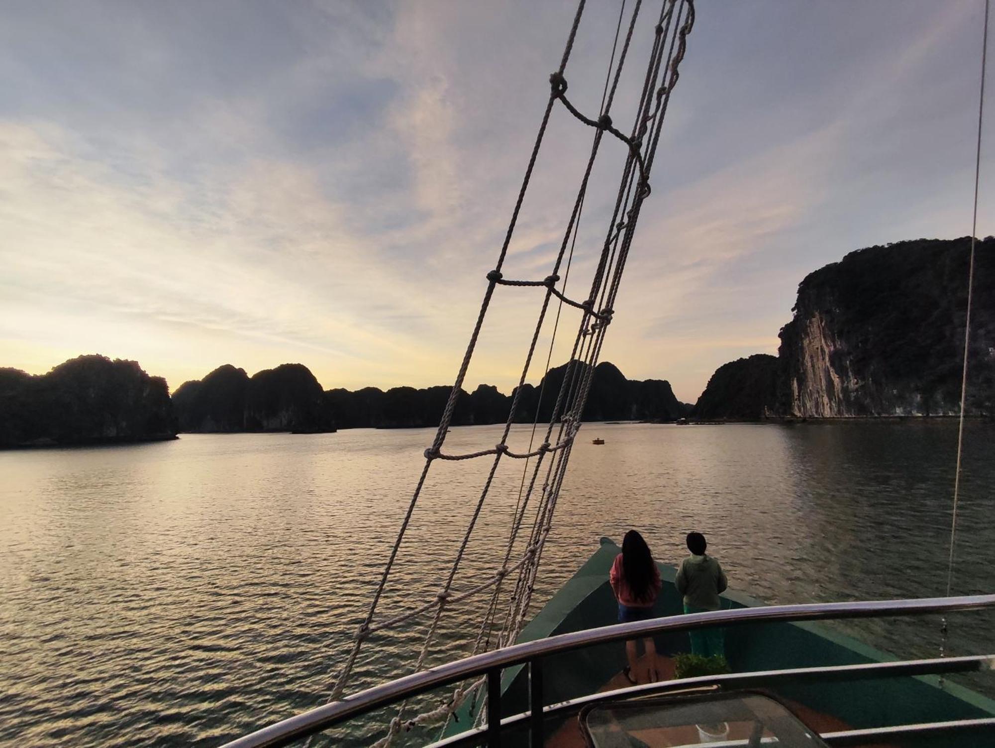 Hotel Venezia Boutique Cruises - Catba Island Chan Chau Esterno foto