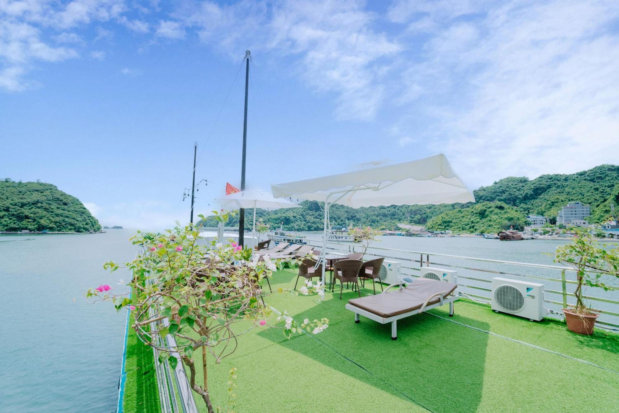 Hotel Venezia Boutique Cruises - Catba Island Chan Chau Esterno foto