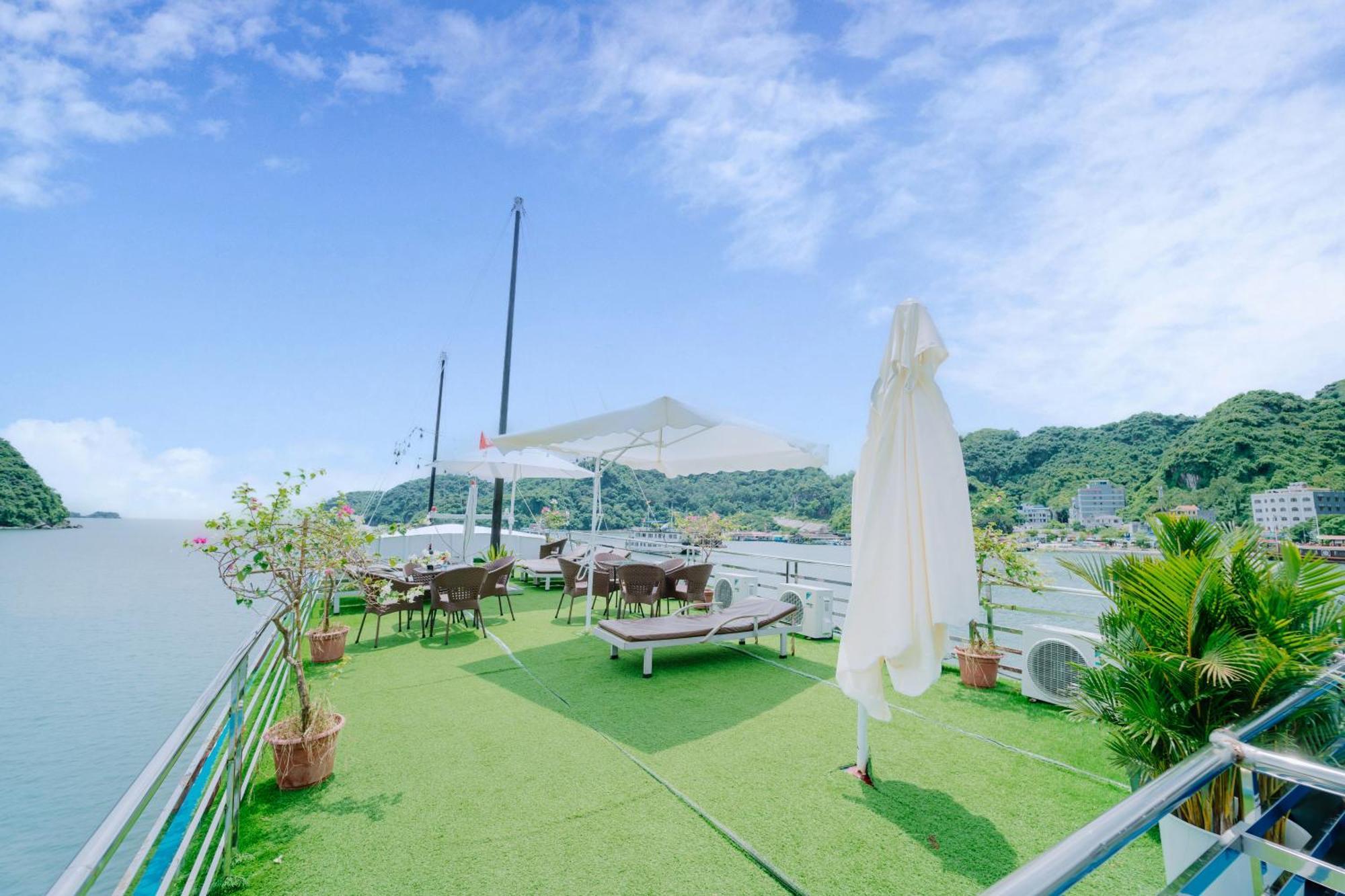 Hotel Venezia Boutique Cruises - Catba Island Chan Chau Esterno foto