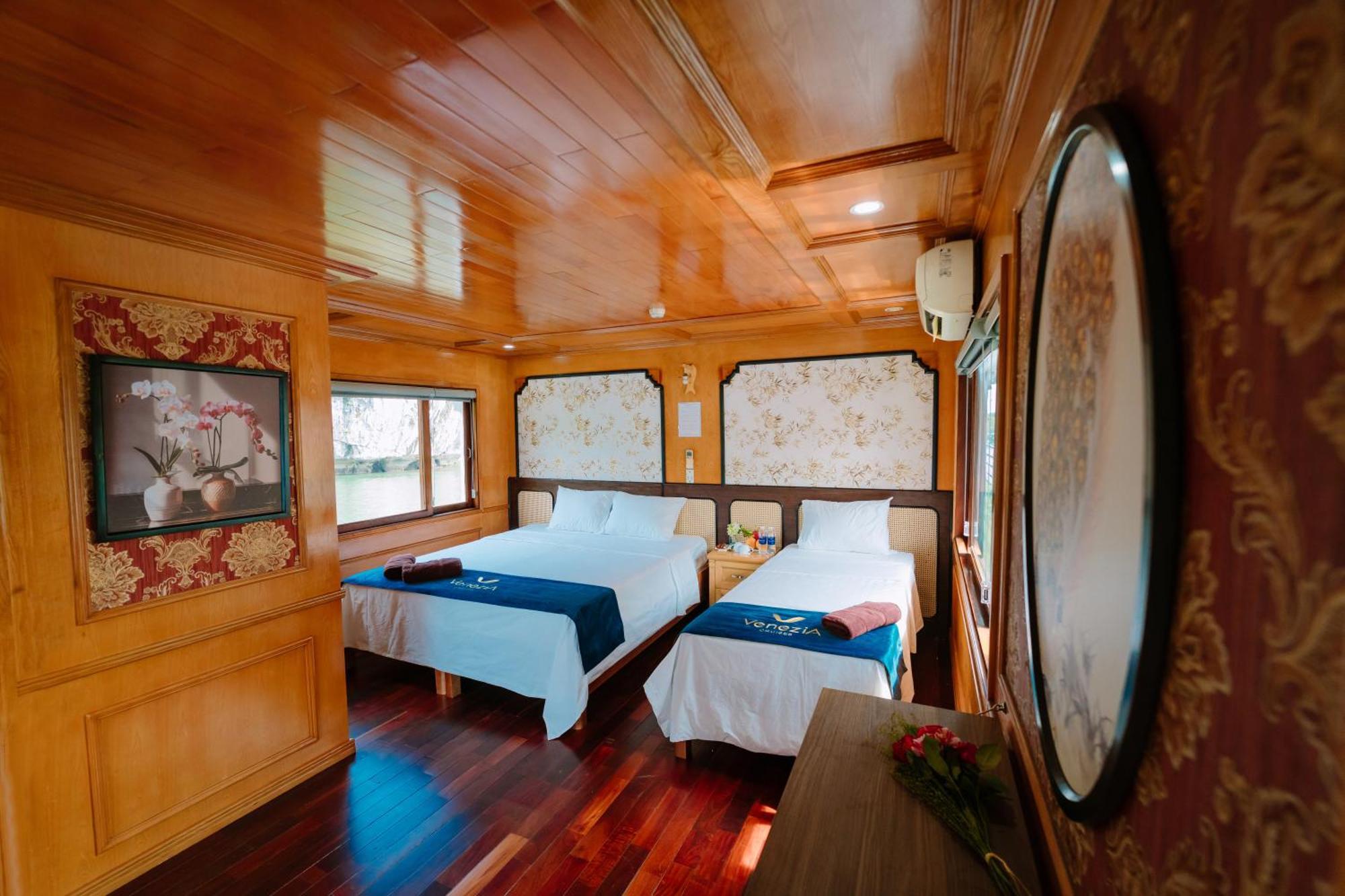 Hotel Venezia Boutique Cruises - Catba Island Chan Chau Esterno foto